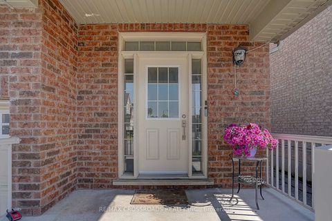 Photo 2 at 106 Milos Road, Jefferson, Richmond Hill