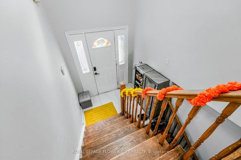 Photo 14 at 210 Edgehill Drive, Letitia Heights, Barrie