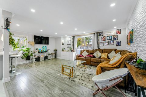 Photo 23 at 210 Edgehill Drive, Letitia Heights, Barrie