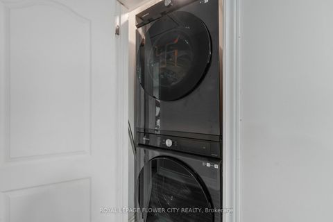 Photo 30 at 210 Edgehill Drive, Letitia Heights, Barrie