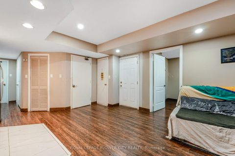 Photo 32 at 210 Edgehill Drive, Letitia Heights, Barrie