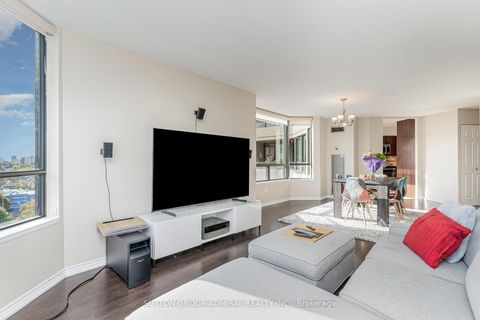 Photo 9 at 807 - 7440 Bathurst Street, Brownridge, Vaughan