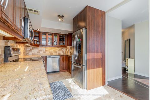 Photo 13 at 807 - 7440 Bathurst Street, Brownridge, Vaughan Photo 13 at 807 - 7440 Bathurst Street, Brownridge, Vaughan