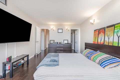 Photo 18 at 807 - 7440 Bathurst Street, Brownridge, Vaughan