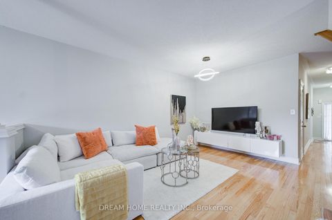 Photo 7 at 172 Tom Taylor Crescent, Summerhill Estates, Newmarket