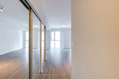 Photo 9 at 2410 - 318 Richmond Street W, Waterfront Communities C1, Toronto