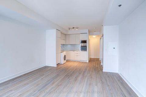 Photo 15 at 2410 - 318 Richmond Street W, Waterfront Communities C1, Toronto