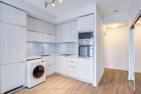 Photo 16 at 2410 - 318 Richmond Street W, Waterfront Communities C1, Toronto