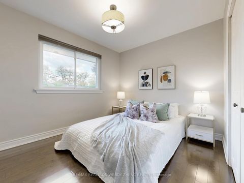 Photo 14 at 164 Kenvale Court, Mill Pond, Richmond Hill