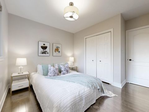 Photo 16 at 164 Kenvale Court, Mill Pond, Richmond Hill