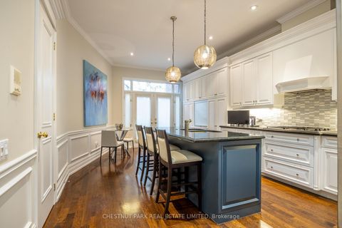 Photo 16 at 117 Davenport Road, Annex, Toronto