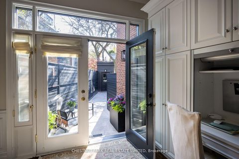 Photo 21 at 117 Davenport Road, Annex, Toronto