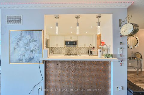 Photo 17 at 511 - 5 Rowntree Road, Jamestown, Toronto