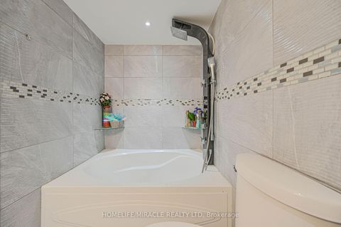 Photo 24 at 511 - 5 Rowntree Road, Jamestown, Toronto