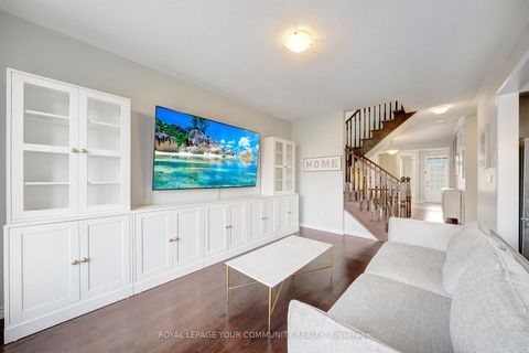 Photo 12 at 14 Faust Ridge, Kleinburg, Vaughan