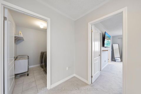 Photo 20 at 14 Faust Ridge, Kleinburg, Vaughan