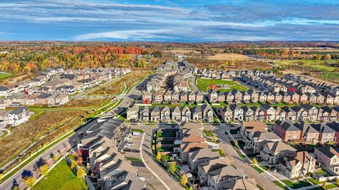 Photo 37 at 14 Faust Ridge, Kleinburg, Vaughan