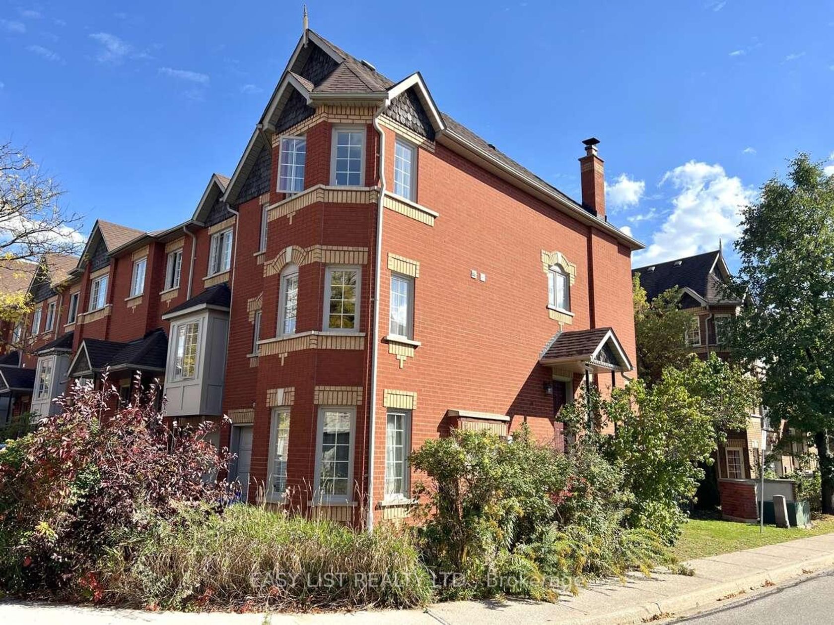 74 - 95 Weldrick Road E, Observatory, Richmond Hill photo 7