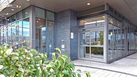 Photo 1 at 716 - 10 Gatineau Drive, Beverley Glen, Vaughan