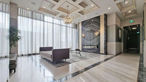 Photo 2 at 716 - 10 Gatineau Drive, Beverley Glen, Vaughan