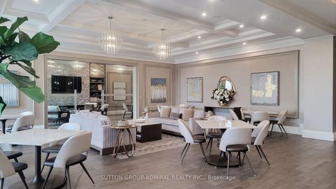 Photo 16 at 716 - 10 Gatineau Drive, Beverley Glen, Vaughan