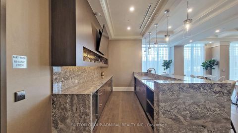 Photo 19 at 716 - 10 Gatineau Drive, Beverley Glen, Vaughan