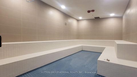 Photo 24 at 716 - 10 Gatineau Drive, Beverley Glen, Vaughan