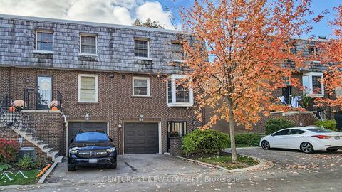 Photo 1 at 11 Stonedale Placeway, Don Mills, Toronto