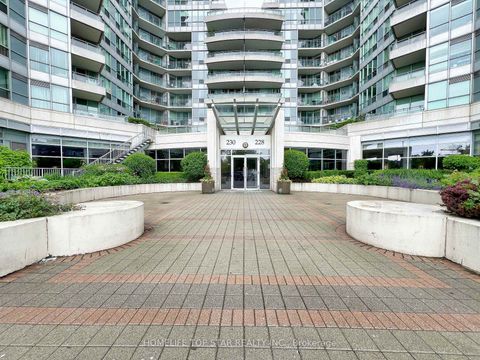 Photo 1 at 1006 - 228 Queens Quay W, Waterfront Communities C1, Toronto