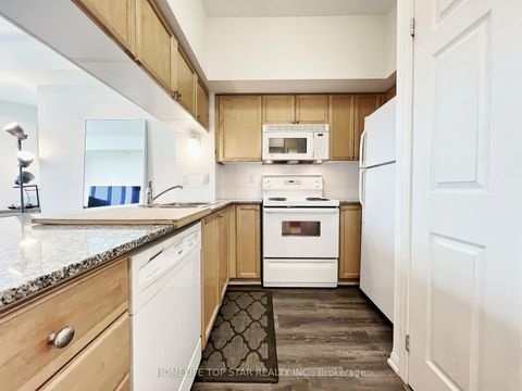 Photo 8 at 1006 - 228 Queens Quay W, Waterfront Communities C1, Toronto