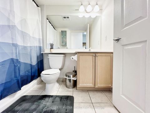 Photo 12 at 1006 - 228 Queens Quay W, Waterfront Communities C1, Toronto