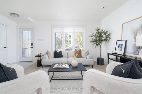 Photo 8 at 3 Thyra Avenue, East York, Toronto