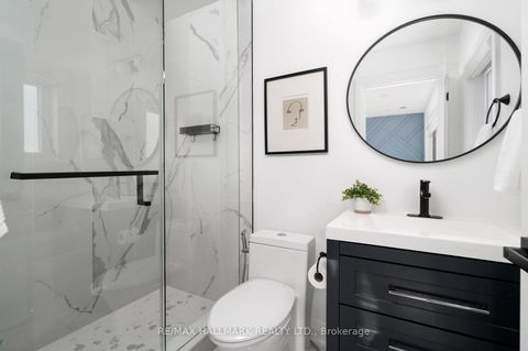 Photo 22 at 3 Thyra Avenue, East York, Toronto