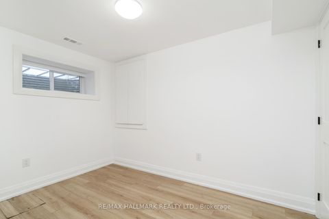 Photo 33 at 3 Thyra Avenue, East York, Toronto