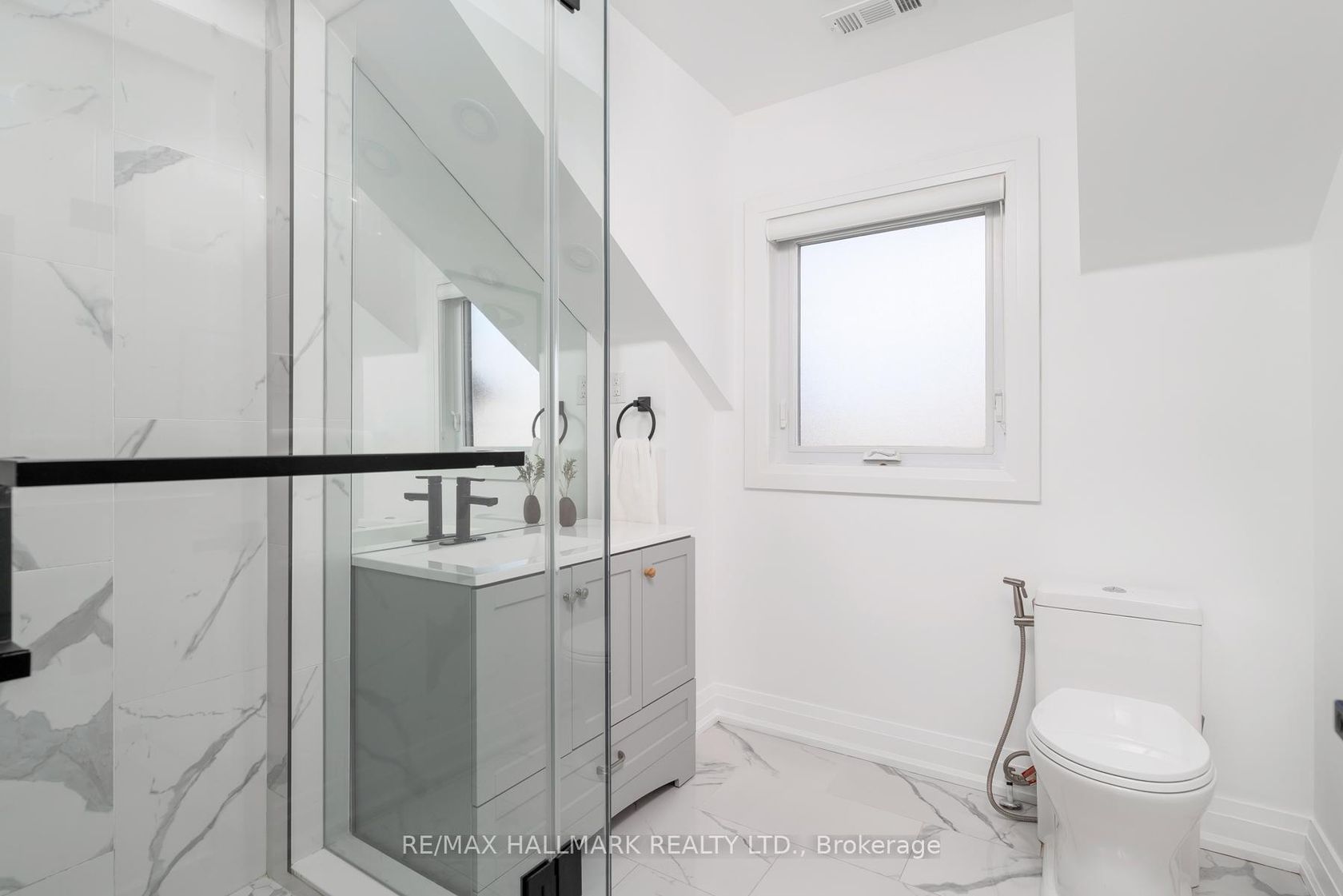 Photo 30 at 3 Thyra Avenue, East York, Toronto Photo 30 at 3 Thyra Avenue, East York, Toronto