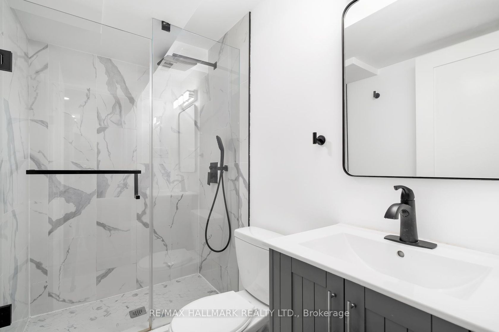 Photo 32 at 3 Thyra Avenue, East York, Toronto Photo 32 at 3 Thyra Avenue, East York, Toronto