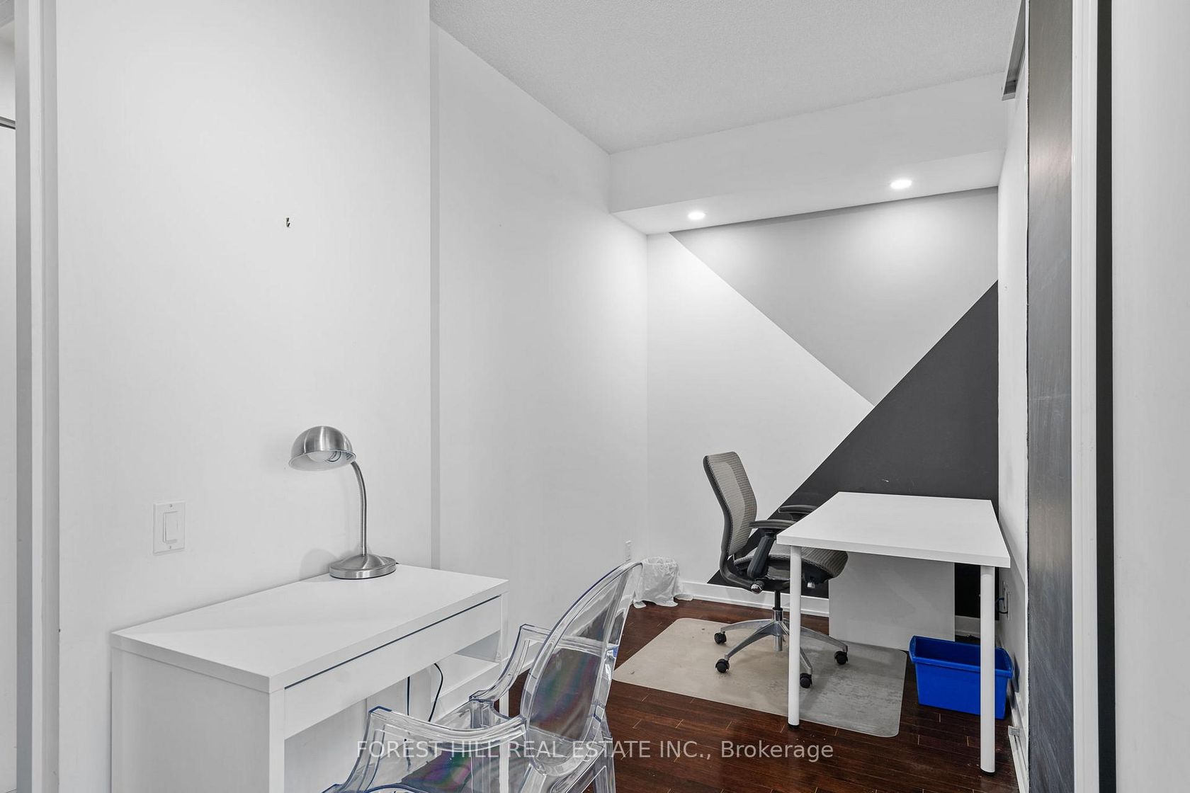 Photo 11 at 1101 - 33 Charles Street, Bay Street Corridor, Toronto Photo 11 at 1101 - 33 Charles Street, Bay Street Corridor, Toronto