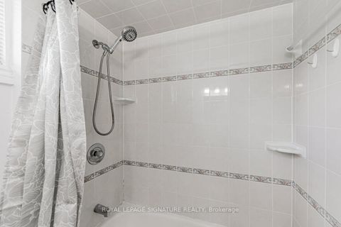 Photo 11 at 105 Bergen Road, Dorset Park, Toronto