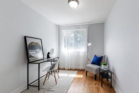 Photo 13 at 105 Bergen Road, Dorset Park, Toronto