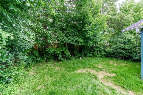 Photo 32 at 105 Bergen Road, Dorset Park, Toronto