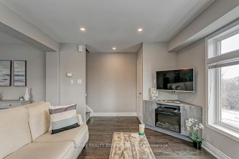 Photo 8 at 2386 Munn's Avenue E, RO River Oaks, Oakville