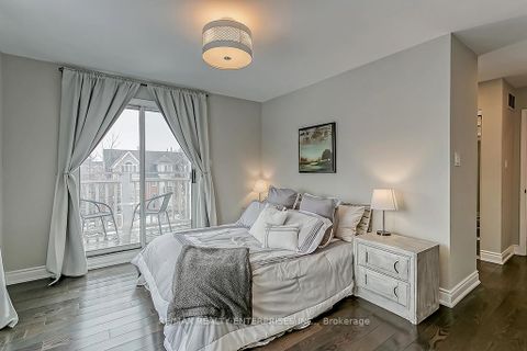 Photo 23 at 2386 Munn's Avenue E, RO River Oaks, Oakville