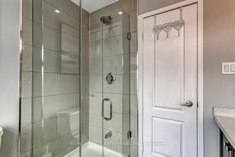 Photo 31 at 2386 Munn's Avenue E, RO River Oaks, Oakville