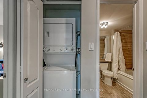 Photo 34 at 2386 Munn's Avenue E, RO River Oaks, Oakville