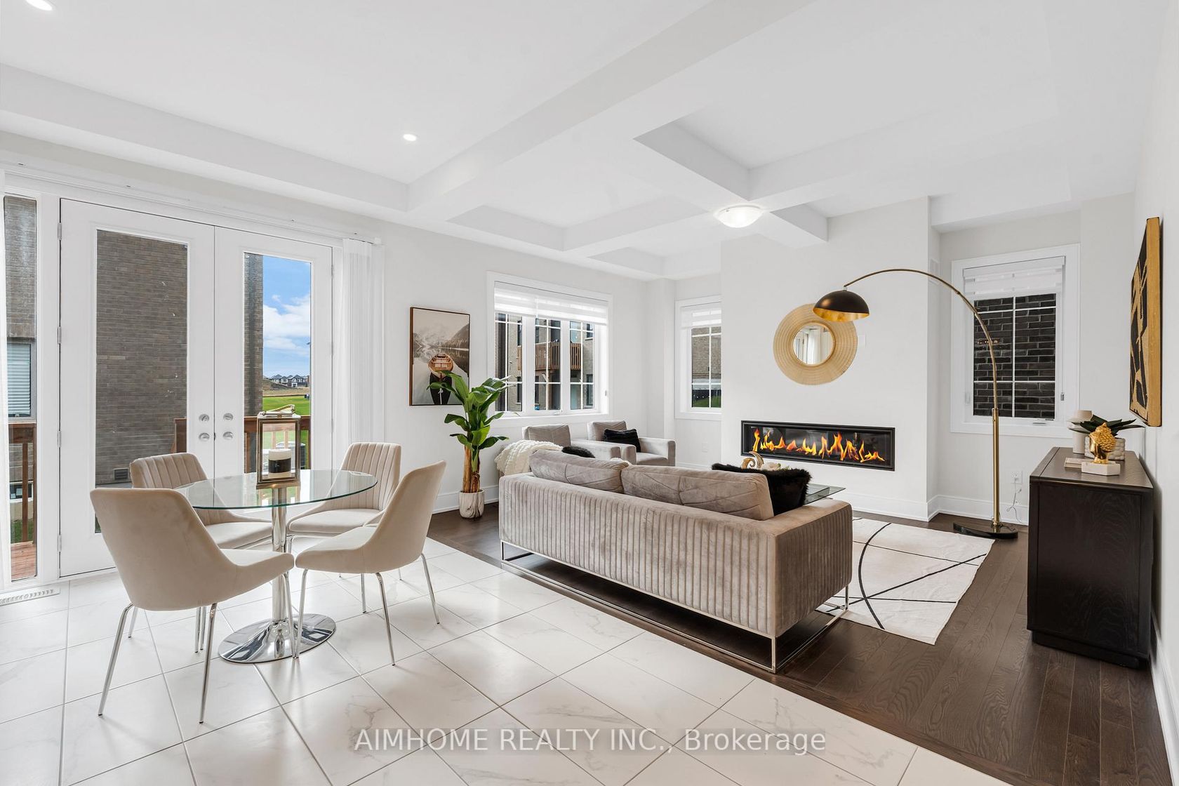 27 William Logan Drive, Rural Richmond Hill, Richmond Hill 