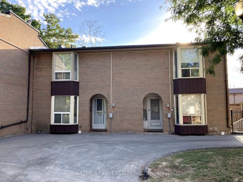 Photo 2 at 72 - 246 John Garland Boulevard, Clairville, Toronto