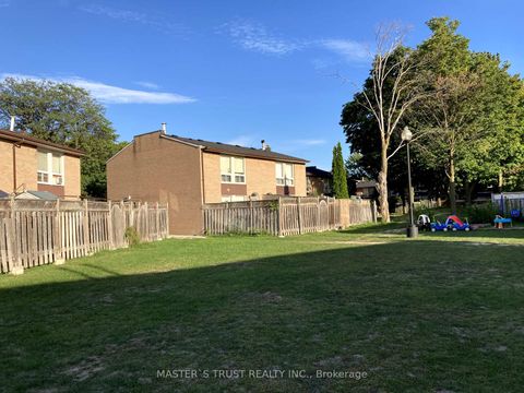 Photo 14 at 72 - 246 John Garland Boulevard, Clairville, Toronto
