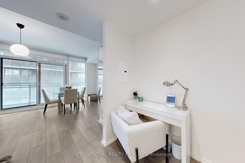 Photo 4 at 2911 - 45 Charles Street E, Yonge Corridor, Toronto