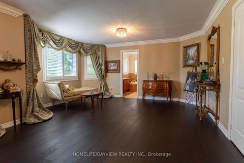 Photo 21 at 8 Pico Crescent, Beverley Glen, Vaughan