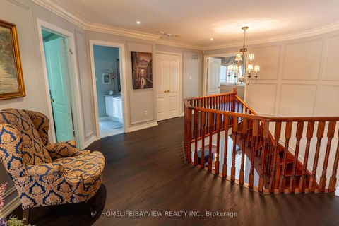 Photo 23 at 8 Pico Crescent, Beverley Glen, Vaughan